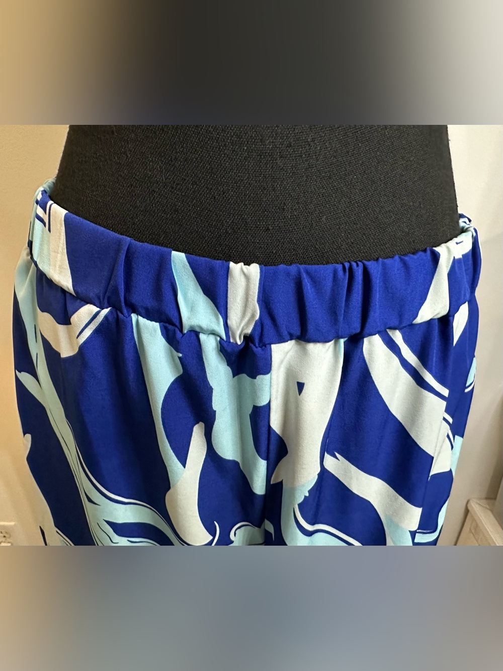 SHEIN Blue & White Abstract Print Two-Piece Wide Leg Pantsuit - Size 1X - Picture 4 of 15